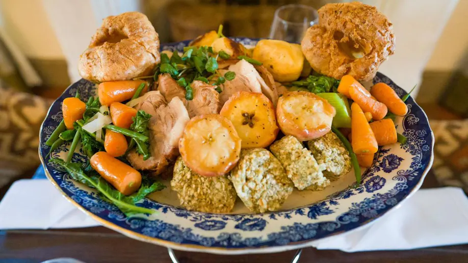Sunday Lunch at the Gallery Restaurant, Stanton Manor