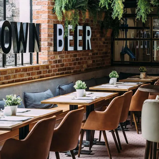 Cold Town House - Brewhouse Bar & Grassmarket Garden