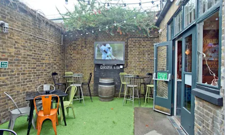 The Whitecross Tap