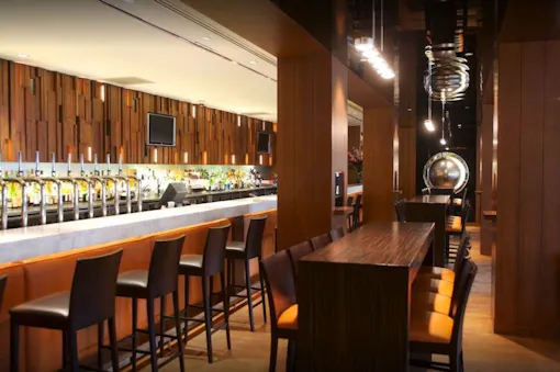 The Globe Bar at the Chiswick Moran Hotel