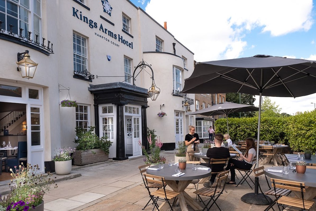 The Six Restaurant at Kings Arms Hotel