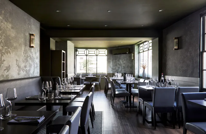 The New London Restaurant and Lounge