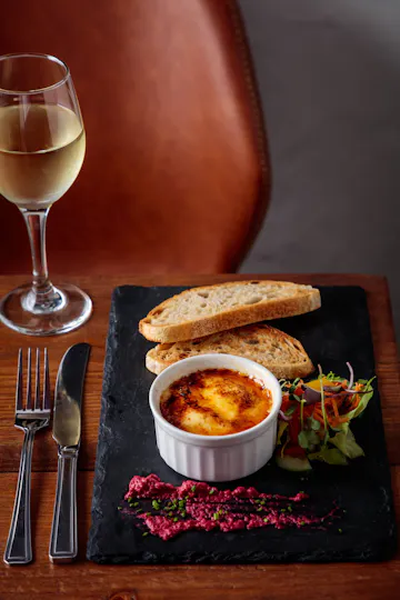 Crooklands Hotel - The Restaurant