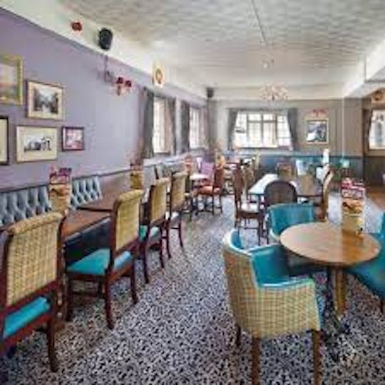 Hunters Lodge Bridgend
