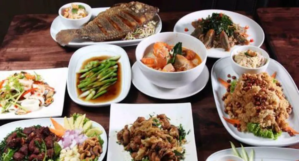 Sommai Thai