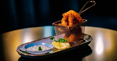 Luna Gin Bar