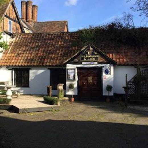 Tudor Oaks