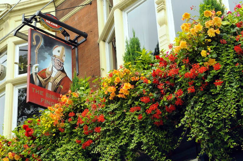 The Bishop's Finger, London - Restaurant Review, Menu, Opening Times