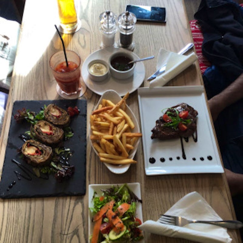 The Windsor Castle Park Road, London Restaurant Review, Menu