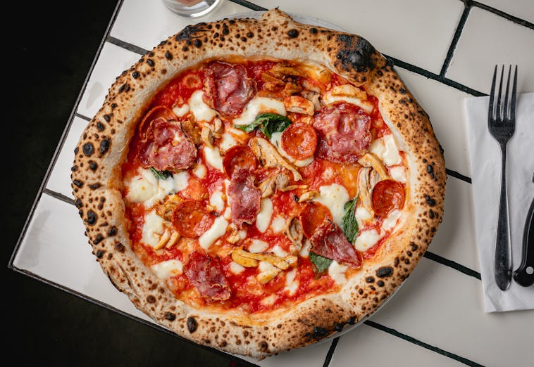Crust Bros Wandsworth, London Restaurant Review, Menu, Opening Times