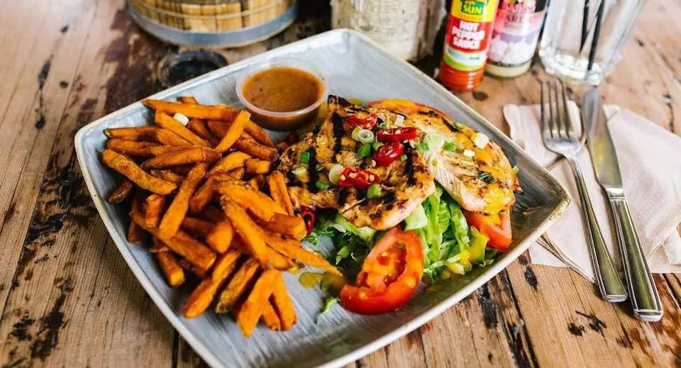 Roots Rum Shack & Kitchen - Hull