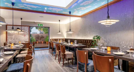 Smooch Restaurant