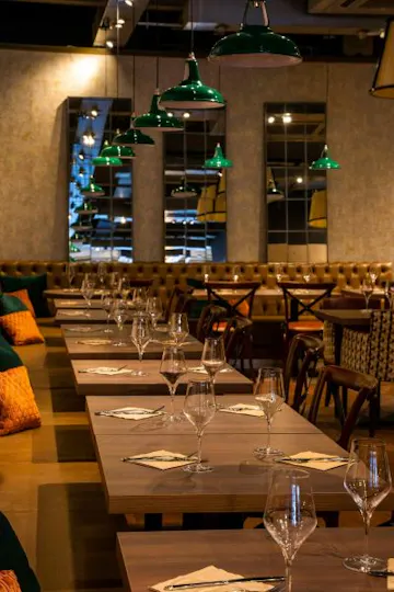 The Top Hat Restaurant