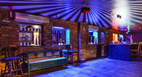 Tipsy Bar