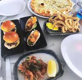 Beach House Bistro & Bar
