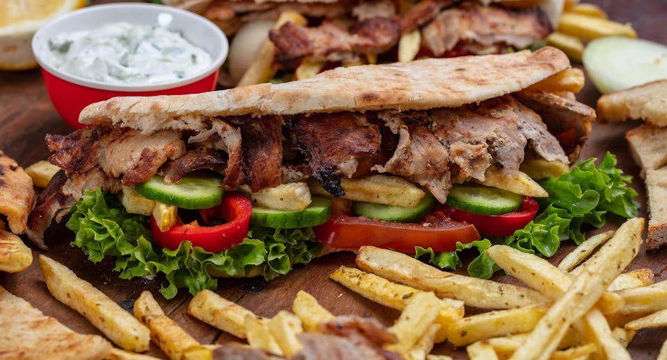 Mazi Restaurant