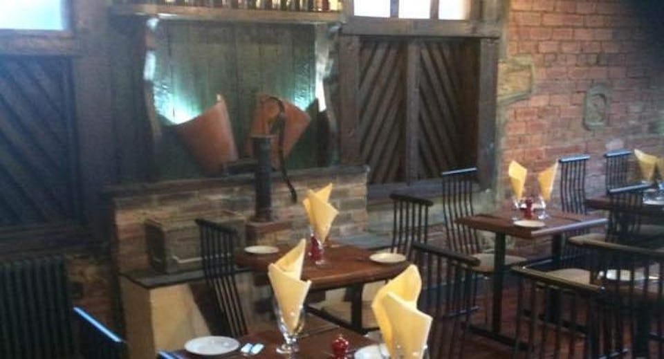 Cena Bistro