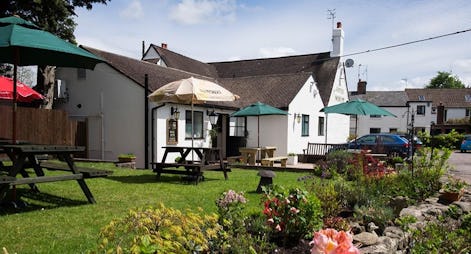Ponthir House Inn