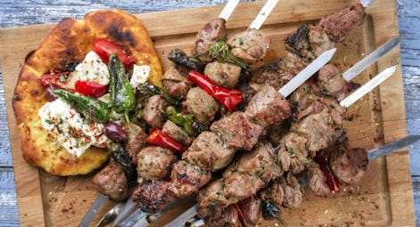 Manzo Bar & Grill