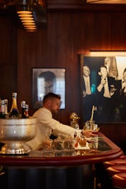 Le Magritte Bar