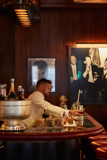 Le Magritte Bar