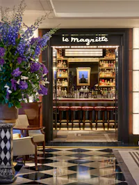 Le Magritte Bar