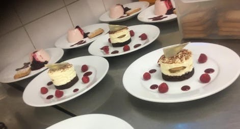 Red Hart Inn