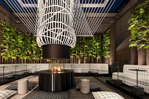8 at The Londoner