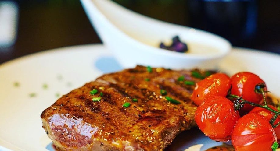 84 West Brasserie & Grill