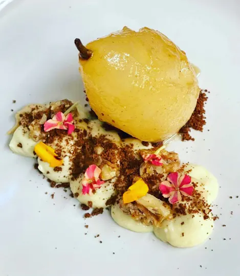 Caesar@Dolphin