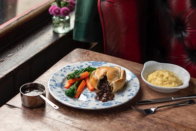 George Inn