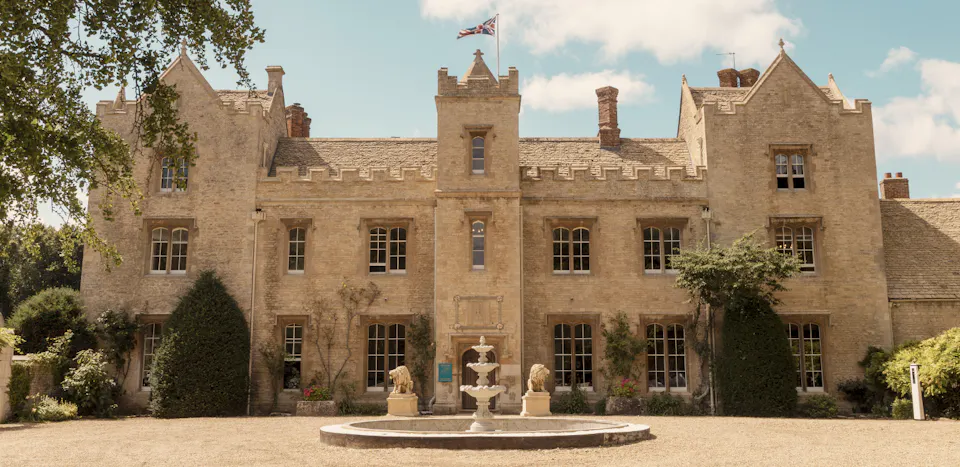 Lavender Restaurant at Weston Manor Hotel