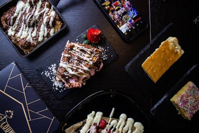Sapores Restaurant and Lounge