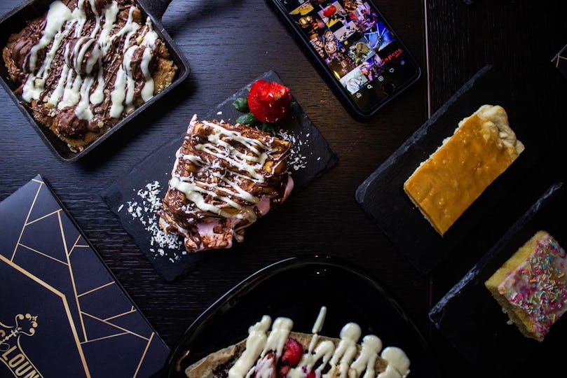 Sapores Restaurant and Lounge