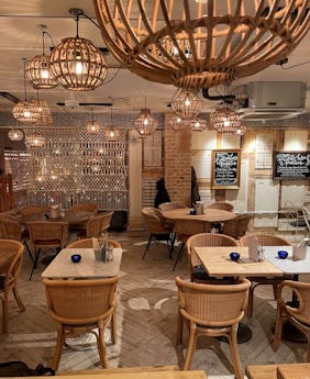 Megan's in the Hamlet - Dulwich Village
