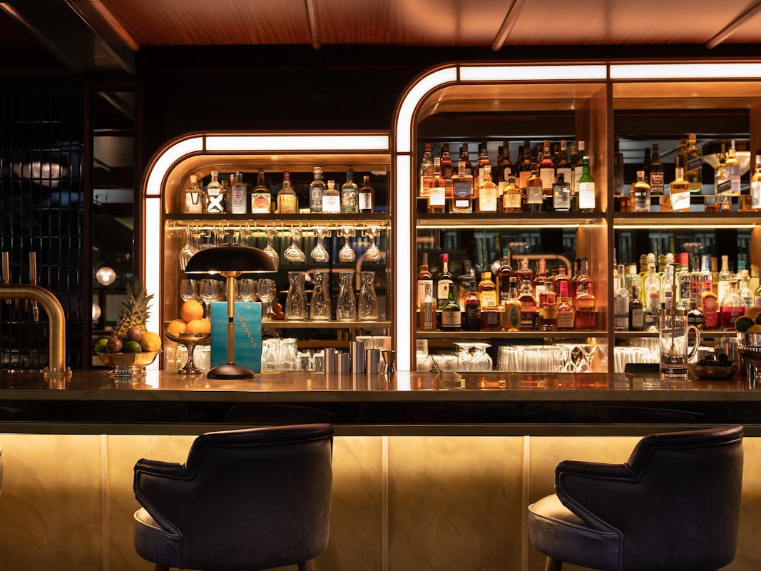 Hawksmoor Bar Wood Wharf
