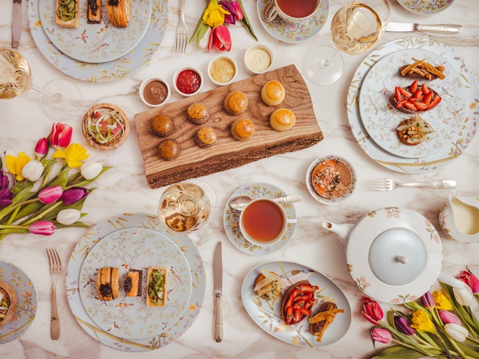 Afternoon Tea at The Carlton Tower Jumeirah