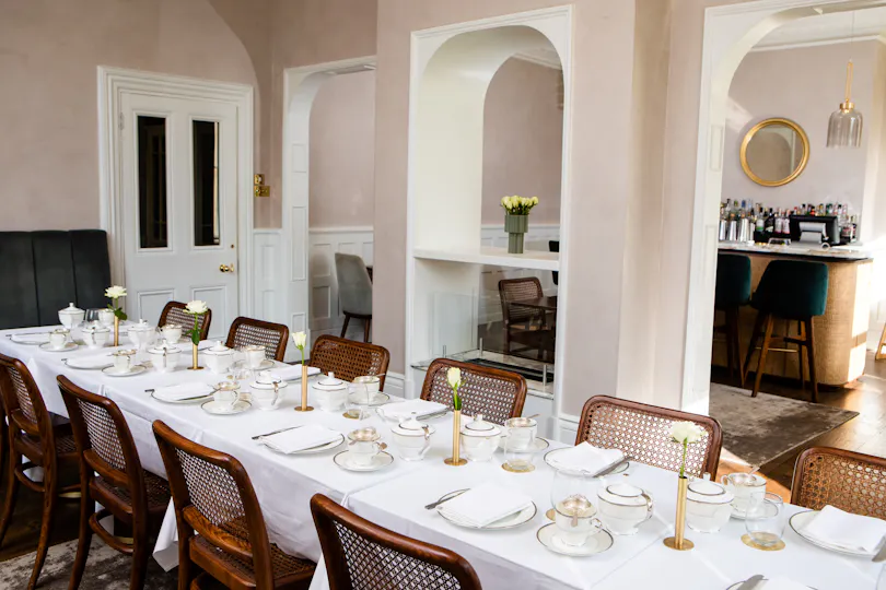 Henrietta Bar at The Roseate Villa 