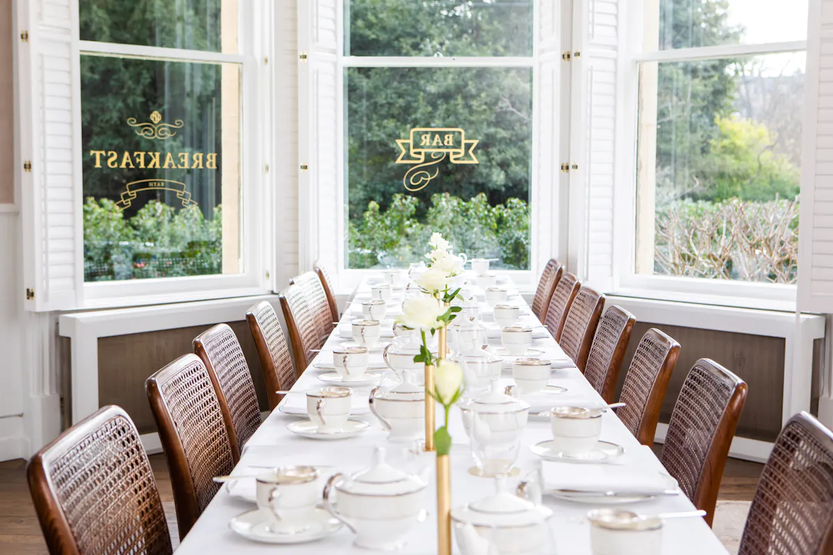 Henrietta Bar at The Roseate Villa 
