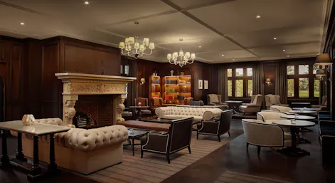 The Library Club at Fairmont Windsor Park