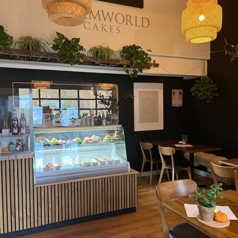 Dreamworld Cakes