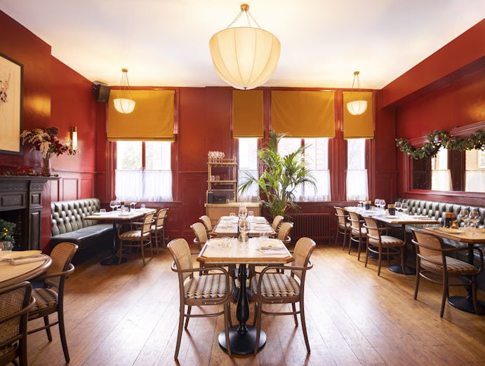 Le Petit Beefbar, London - Restaurant Review, Menu, Opening Times