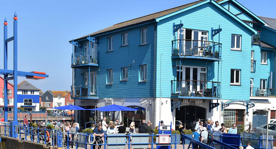The Point Bar & Grill
