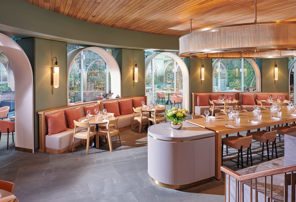 TH@51 Restaurant & Bar