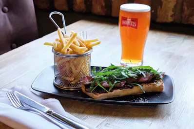 The Restaurant and Bar at Middletons Hotel 
