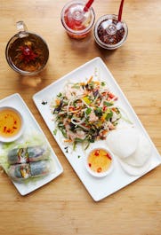 Pho Lincoln