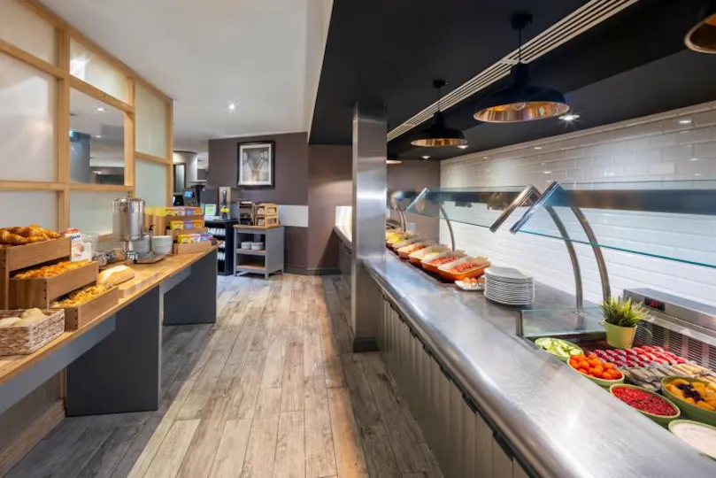 Open Lobby at Holiday Inn Reading South
