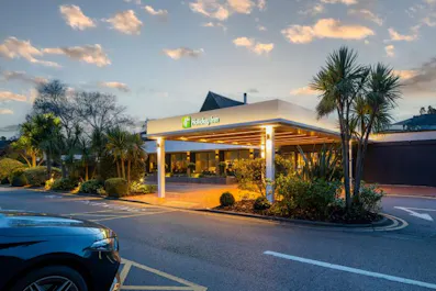 Open Lobby at Holiday Inn Reading South
