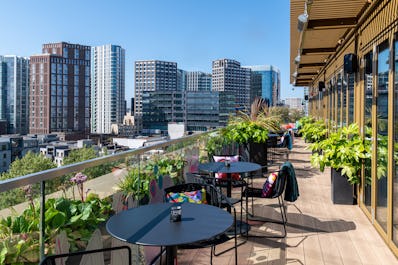PocketSquare Skyline Bar and Terrace