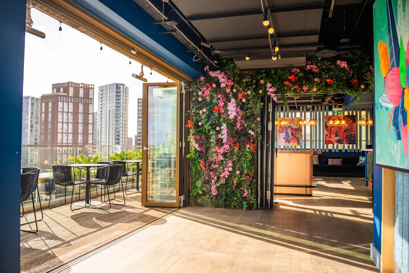 PocketSquare Skyline Bar and Terrace